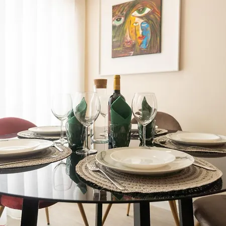 Apartment Center Comfort By Vacationy
