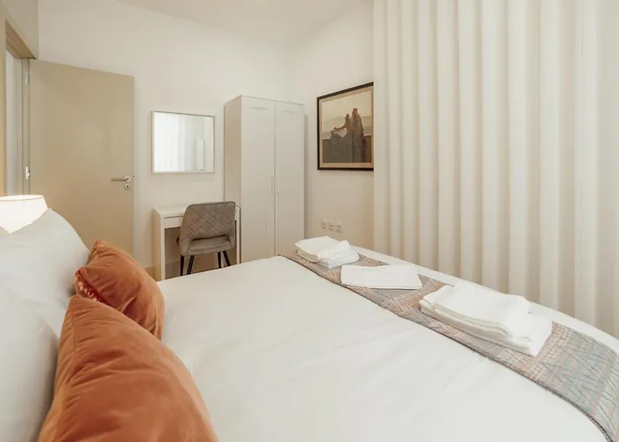 Center Comfort By Vacationy